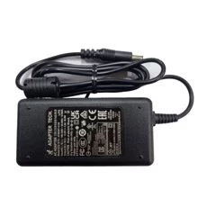 Блок питания M3 Mobile WD10 (WD10-PWSP-4EU)