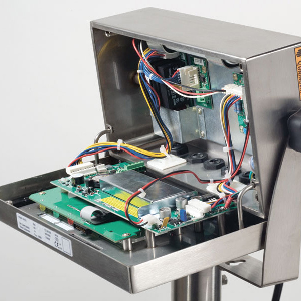 Весы напольные OHAUS Defender 7000 D71P150QL2 80501334